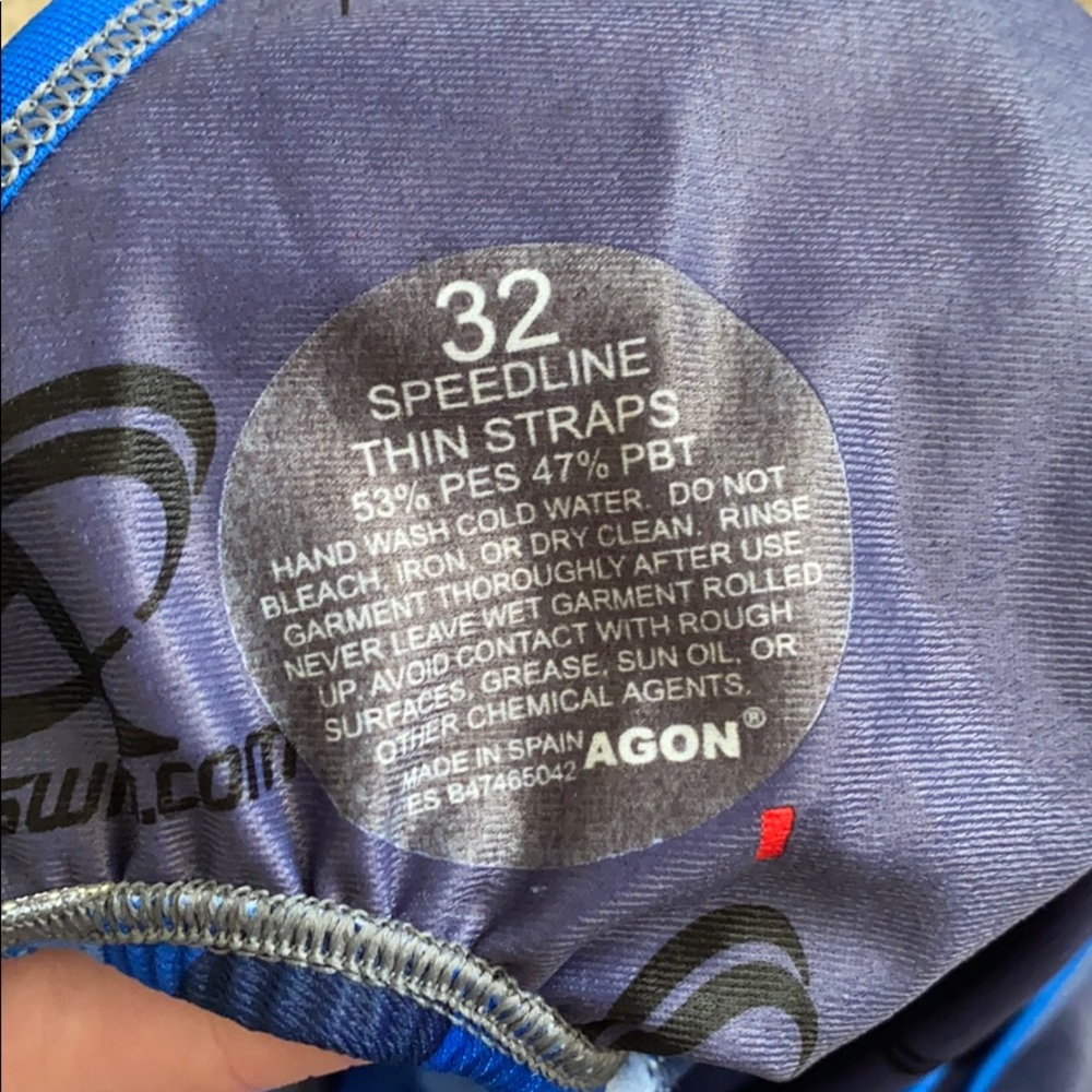 Racing Agon suit - Picture 3 of 3